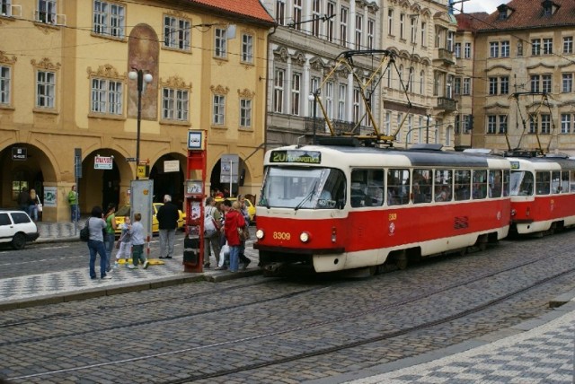 Tramwaj na Male Strane w Pradze