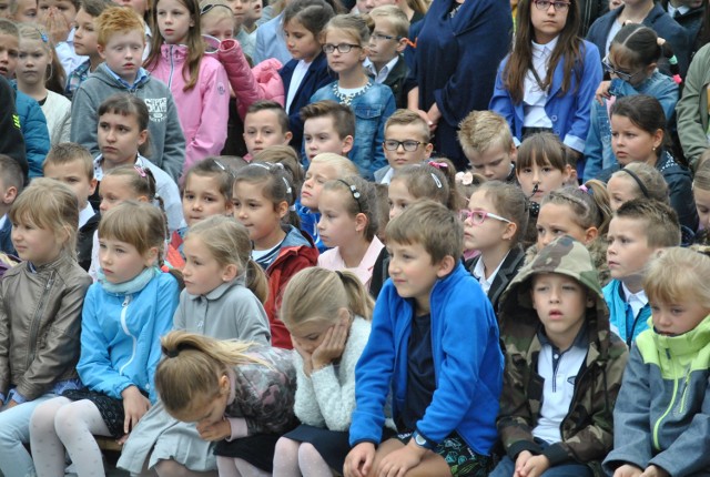 Uczniowie Szkoły Podstawowej nr 1 w Wolsztynie pożegnali rok szkolny