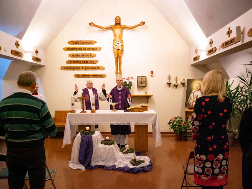 Wolontariat to miłość w Sanktuarium Matki Bożej Licheńskiej  w Światowy Dzień Wolontariusza