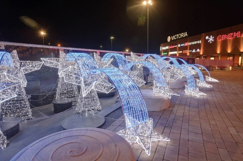 Nowe, świąteczne iluminacje w Wałbrzychu