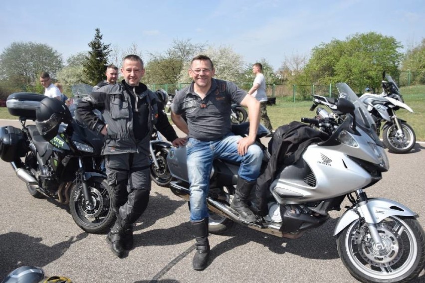 Sezon motocyklowy 2020 w Suwałkach. W tym roku rozpoczęcia trudno się spodziewać. Zobaczcie, co działo się w latach minionych [Zdjęcia]