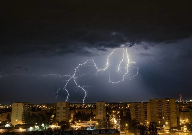 Burza w Inowrocławiu na zdjęciu Mateusza Bajerowskiego