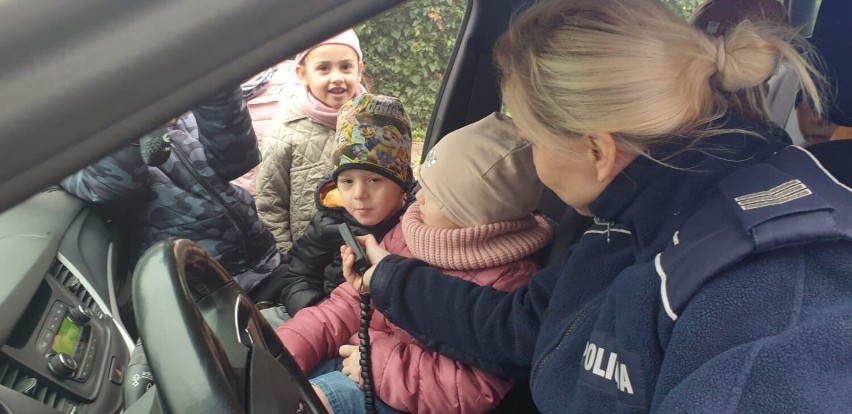 Policjanci w przedszkolu w Wągrowcu. Funkcjonariusze zwracali uwagę na kwestie związane z bezpieczeństwem