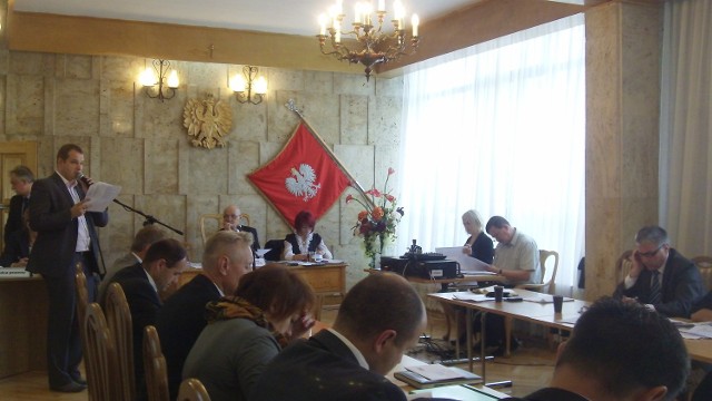 Na najbliższej sesji Rady Miasta radni będą dyskutować nad stawkami podatków obowiązujących od 1 stycznia 2012r. w Kraśniku.