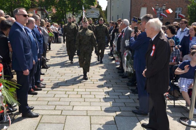 Święto Konstytucji 3 Maja w Gnieźnie. To już 227 rocznica wprowadzenia drugiej na świecie uchwały zasadniczej