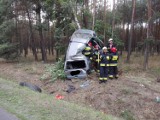 Gmina Zbąszyń: Pijany obywatel Ukrainy rozbił się samochodem na drzewach [ZDJĘCIA]