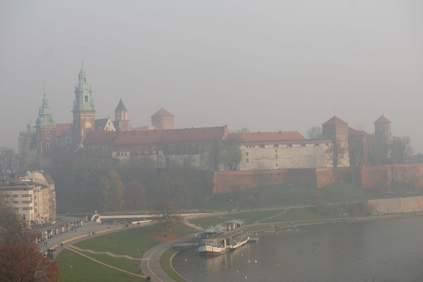 W Krakowie normy smogu przekroczone są kilkukrotnie