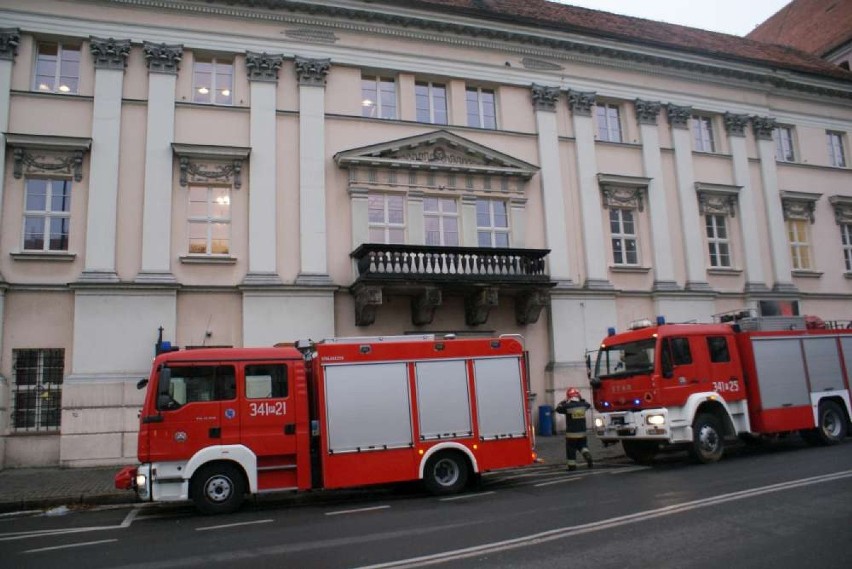 Prokuratura w Kaliszu ewakuowana. Myśleli, że to pożar