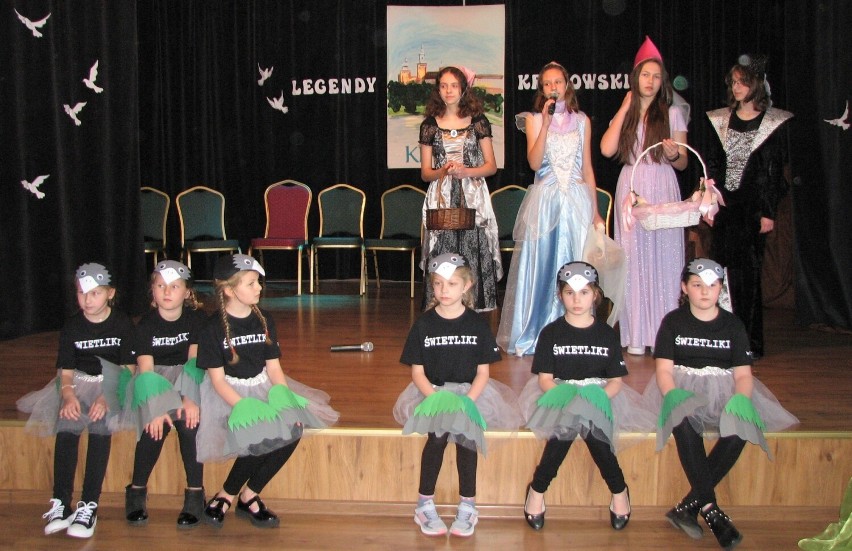 Teatralnie w GOKiCz w Skołyszynie. Dzieci i młodzież pokazali talent aktorski