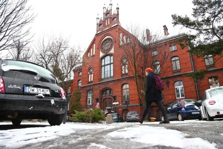 Wrocławska Prokuratura Okręgowa ostro o wrocławskiej klinice...