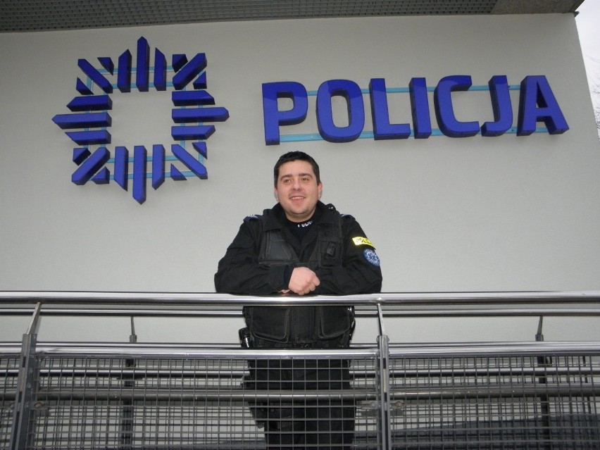Policjant Łukasz Rzymanek