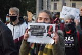 Tysiące ludzi protestują w Gdyni 25.10.2020. Gdynianki wyszły na ulice, kolejne demonstracje przeciwko orzeczeniu Trybunału Konstytucyjnego