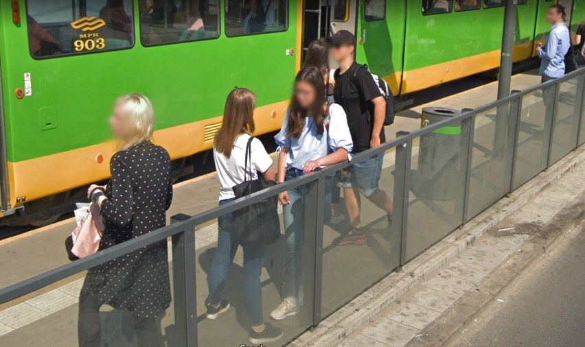 Każdy z nas spędził wuchtę czasu, czekając na tramwaje i...