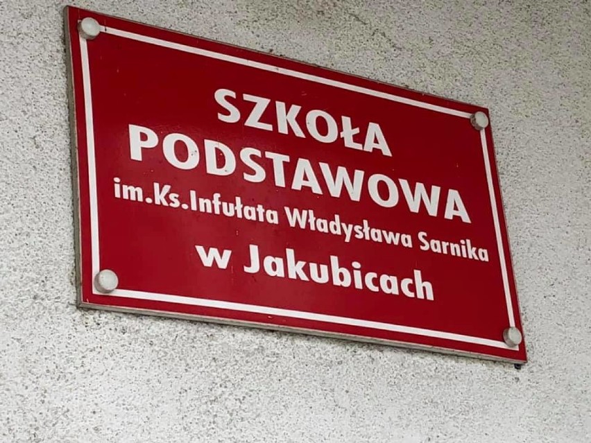 Środki do dezynfekcji dla placówek oświatowych z gminy Warta