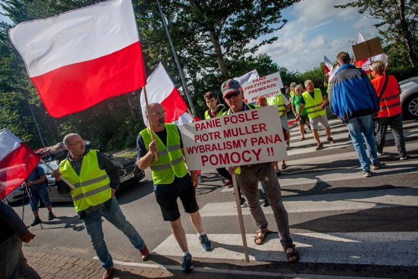 Protest armatorów wędkarskich jednostek we Władysławowie