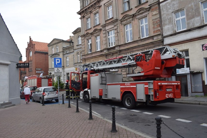 Ul. Łubieńskiego: trzy zastępy straży pożarnej. Powodem zadymienie