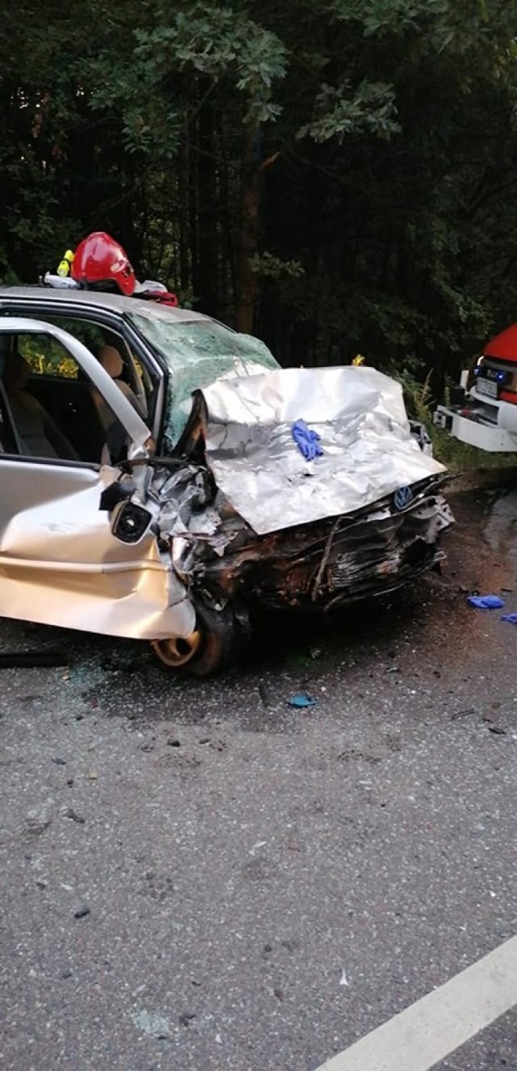 Nie żyje kierowca forda poszkodowany podczas wczorajszego wypadku w okolicach Pawłówka