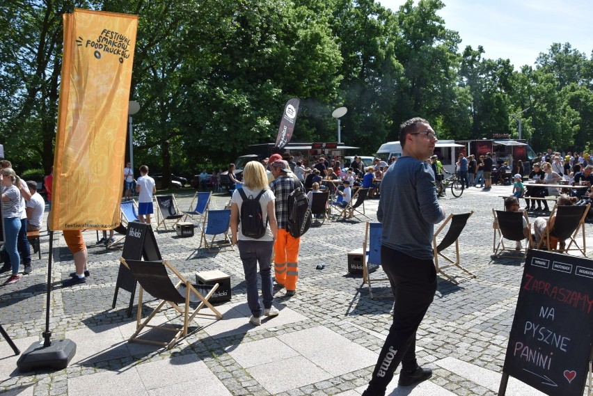 W sobotę rozpoczął się III Festiwal Food Trucków w Gorzowie....