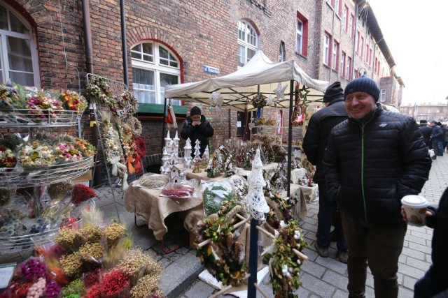 Jarmark świąteczny w Nikiszowcu