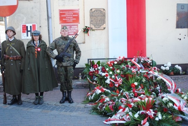 Koninianie już tradycyjnie złożą kwiaty pod pamiątkową tablicą