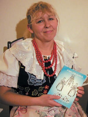 Ewelina Kuśka jest m.in. autorką zbioru pt. &amp;#8222;Tak tu bywało&amp;#8221;. ADRIAN KARPETA