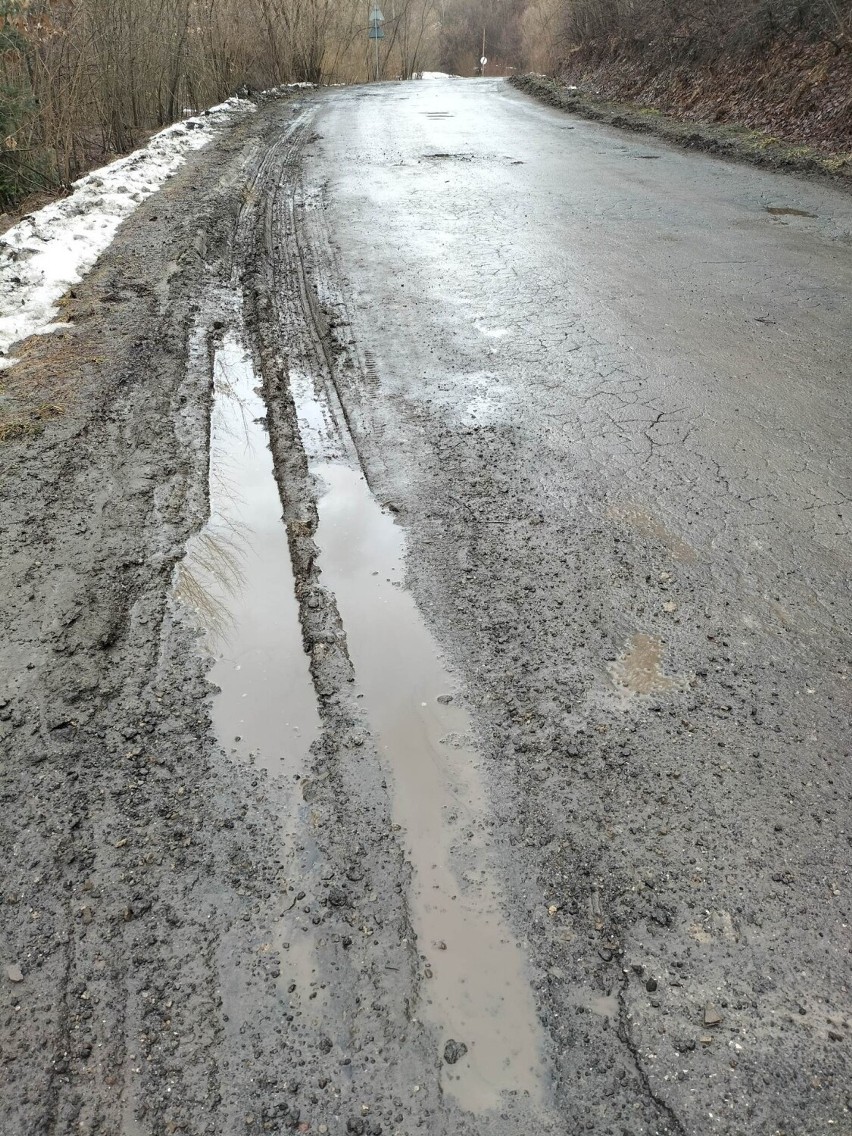 Droga Smolnik- Zatwarnica. Będzie nowa nawierzchnia i...