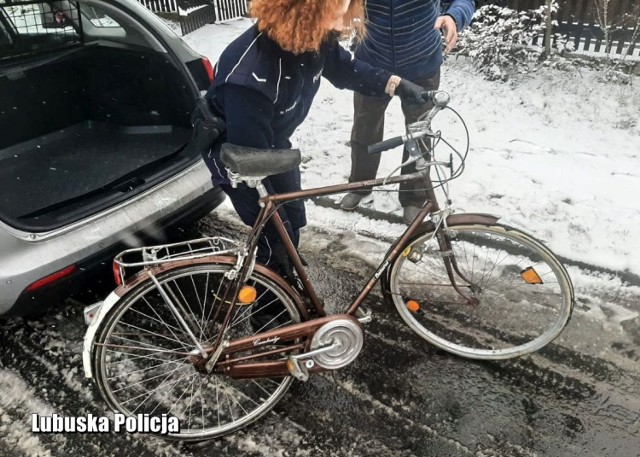 Policjantka chętnie angażuje się w akcje charytatywne