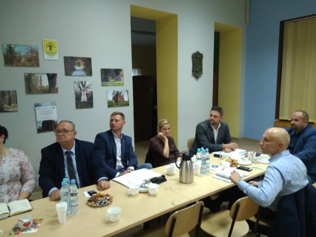 Spotkanie w sprawie bariery z repelentów odbyło się w Starym Dzierzgoniu