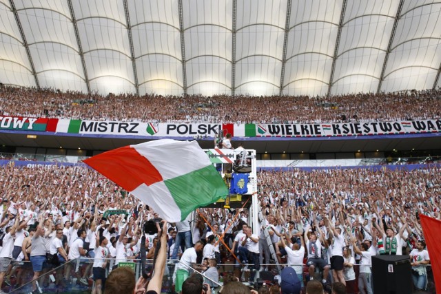 Legia Warszawa rozdaje darmowe bilety na mecz z Wisłą Płock. Mogą z nich skorzystać osoby, które nigdy nie były na stadionie