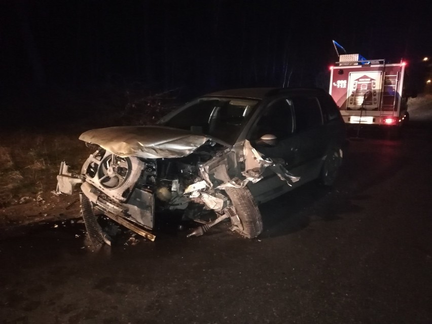 Gmina Skoki: Zderzenie dwóch samochodów. Wezwano straż pożarną [ZDJĘCIA]