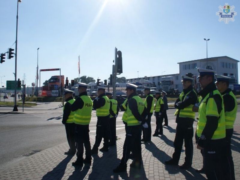 Policjant z Lęborka najlepszy w teście wiedzy o ruchu...