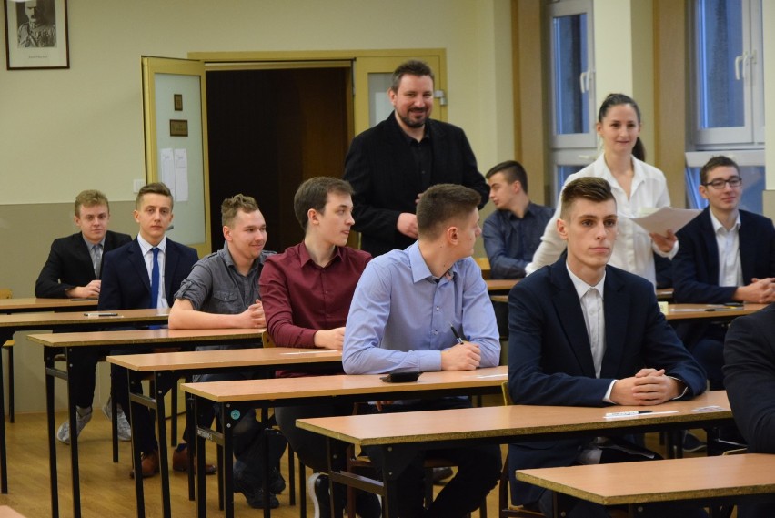Egzamin Zawodowy 2018 w Tyglu w Rybniku ZDJĘCIA