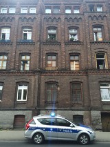 Kobieta wyskoczyła z okna kamienicy przy Ogrodowej w Łodzi