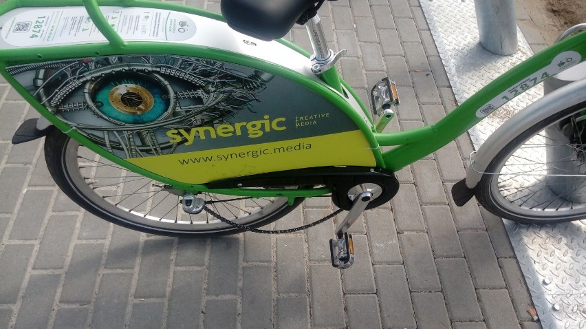 Rowery miejskie są dewastowane - alarmują Czytelnicy: "Zero kultury". "To nieuniknione" - odpowiada firma Nextbike [ZDJĘCIA]