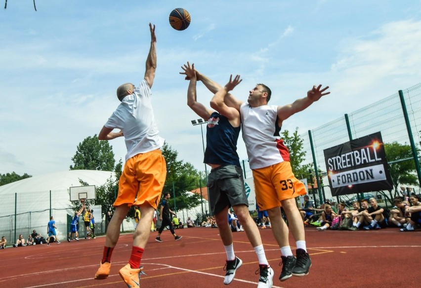 W sobotę (13 lipca) odbył się turniej Streetball w Fordonie....