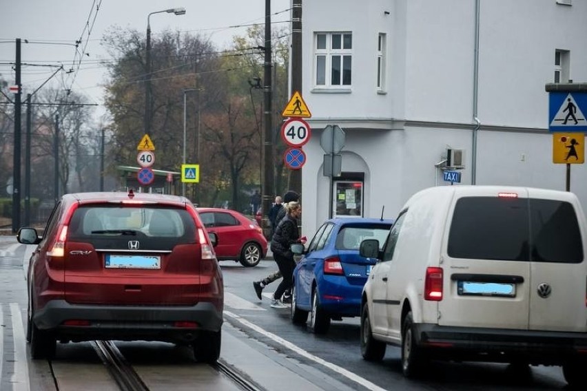 Bezwzględnie, bez możliwości negocjowania z...