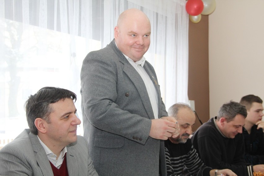 Od lewej: burmistrz Sławomir Kapica, Tomasz Lulkowski,...