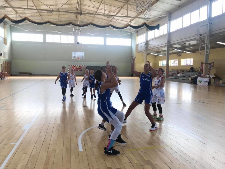 Drużyna  WSTK rozegrała turniej koszykówki - relacja zdjęciowa
