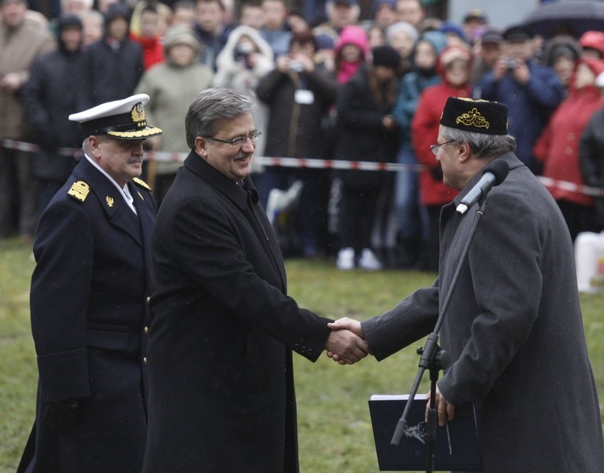 Prezydent Komorowski na odsłonięciu Pomnika Tatara w Gdańsku (wideo)