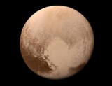 Dzięki niej wiemy, jak wygląda Pluton. Zobacz kompilację zdjęć z podejścia sondy New Horizons do planety karłowatej
