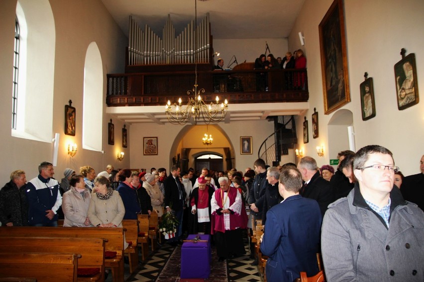 Jubileusz 50-lecia parafii św. Wawrzyńca w Dąbrowie [ZDJĘCIA]