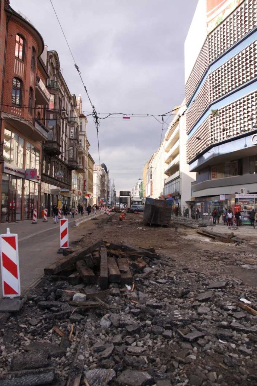 Na 3 Maja w Katowicach rozpoczął się remont