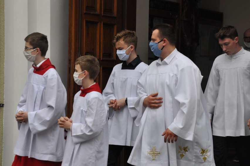 Boże Ciało w parafii Najśw. Zbawiciela w Pleszewie [ZDJĘCIA]