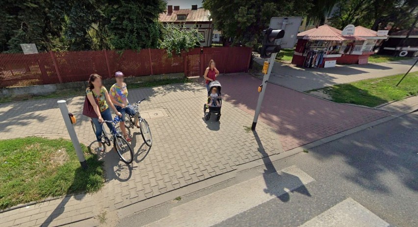 Samochód Google Street View ponownie odwiedził Sieradz. Zobacz zaktualizowane ZDJĘCIA. Nie wszystkie ujęcia zostały zmienione