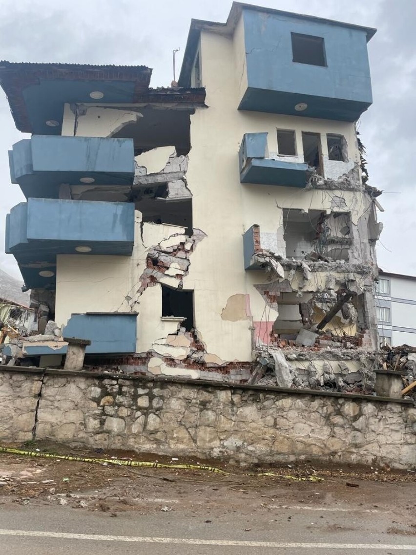 Radny miejski z Przemyśla wyjechał do Turcji pomagać ofiarom...