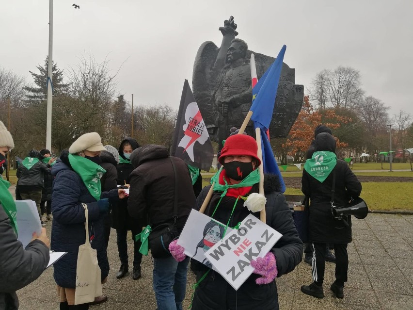 Chcą Ronda Praw Kobiet w Kołobrzegu. W Dzień Kobiet złożyli petycję