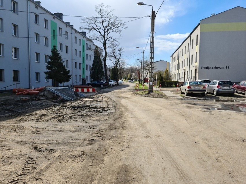 Na ulicy Podjazdowej w Milowicach trwa remont instalacji...