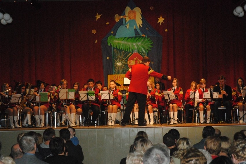 Świąteczny koncert orkiestry dętej w Śmiglu