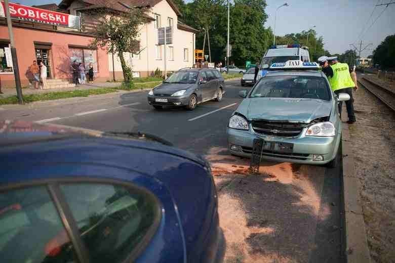 Pijany taksówkarz spowodował wypadek na Politechniki