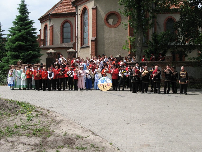 CZEMPIŃ, STARY GOŁĘBIN - Młodzi dudziarze ze Starego Gołębina szlifują formę. ZOBACZ ZDJĘCIA